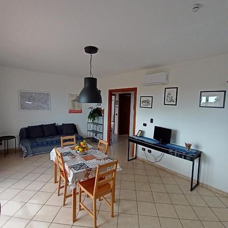 Degli Angioini Holiday Home Каулония Марина Екстериор снимка